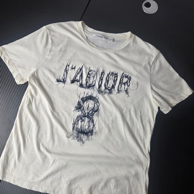 Dior 자디올 8(JAdior 8) 자수 반팔 티셔츠