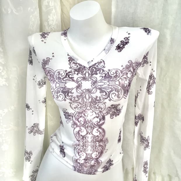 오리엔탈 펑크 프린팅 롱슬리브