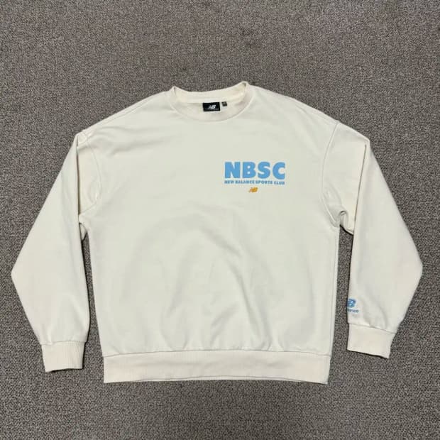 S 뉴발란스 맨투맨