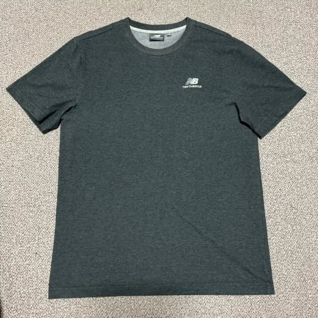 L 뉴발란스 반팔