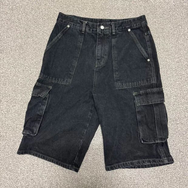 M 꼼파뇨 카고 흑청 데님 반바지