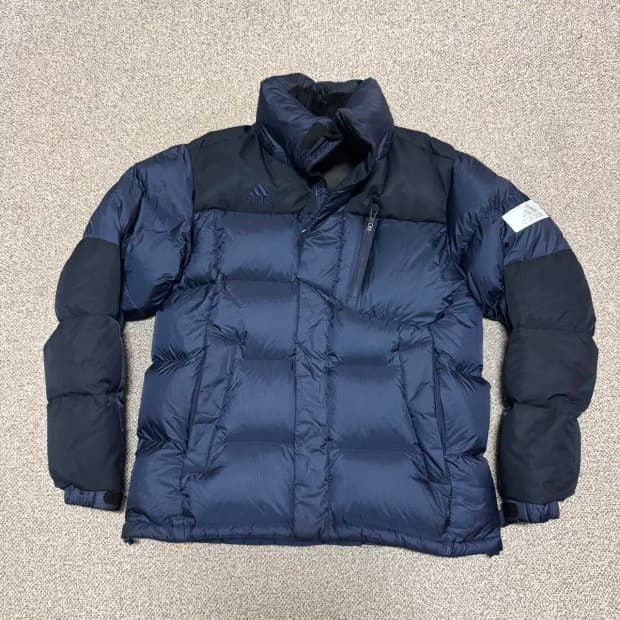 100 아디다스 숏패딩