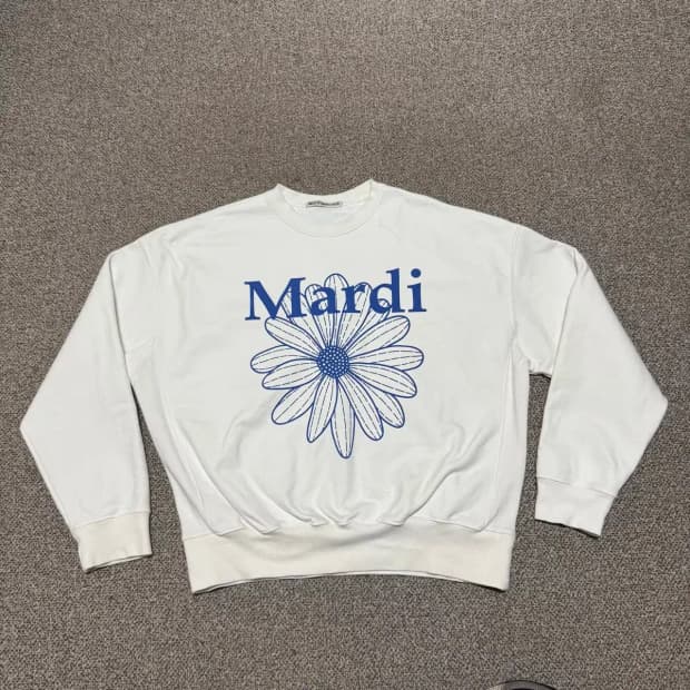 마르디 메크르디 플라워 맨투맨 화이트