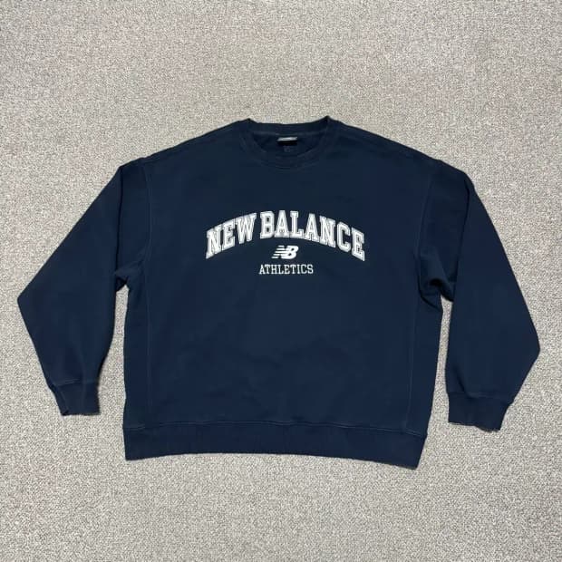 XL 뉴발란스 맨투맨