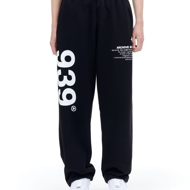 아카이브 볼드 939 LOGO SWEAT PANTS (BLACK) 스웻