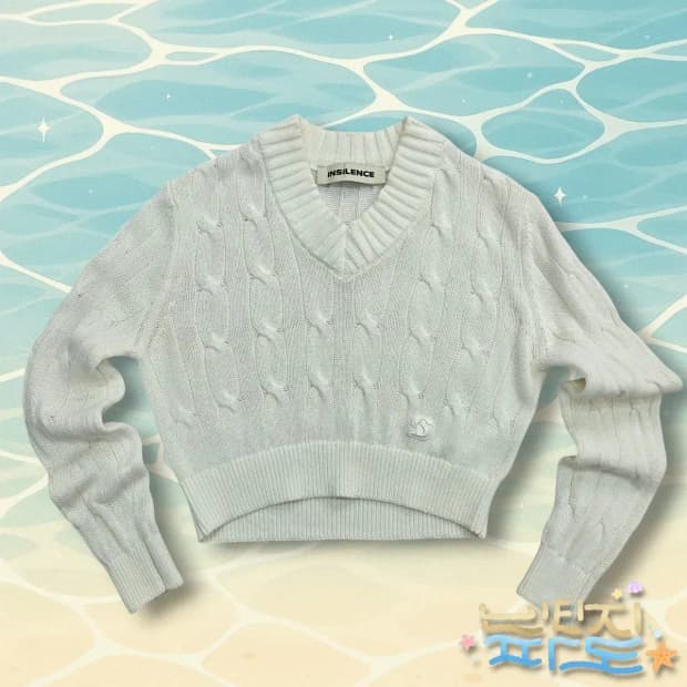 M 인사일런스 코튼 숏 브이넥니트