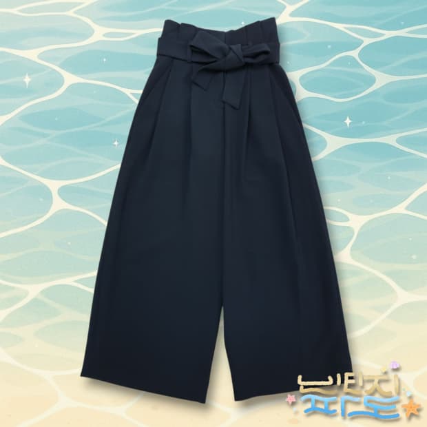 32 COS 코스 플리티드 와이드 리본 벨티트 팬츠