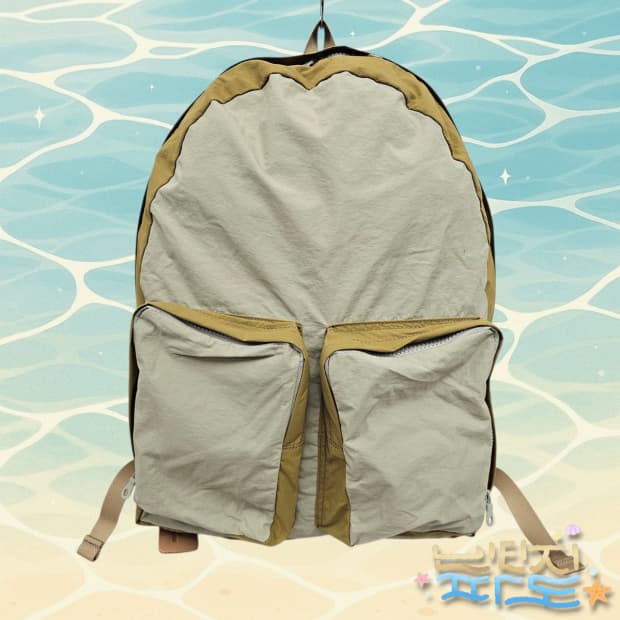 AMIACALVA 아미아칼바 투톤 쉬링크 나일론 백팩 24AW