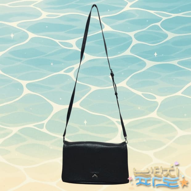 러브캣 플랩 크로스백