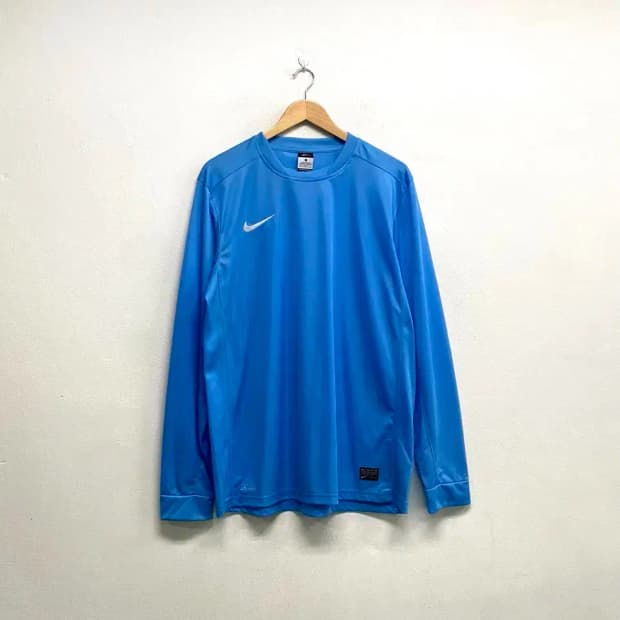 나이키 스우시 롱슬리브 티셔츠 L