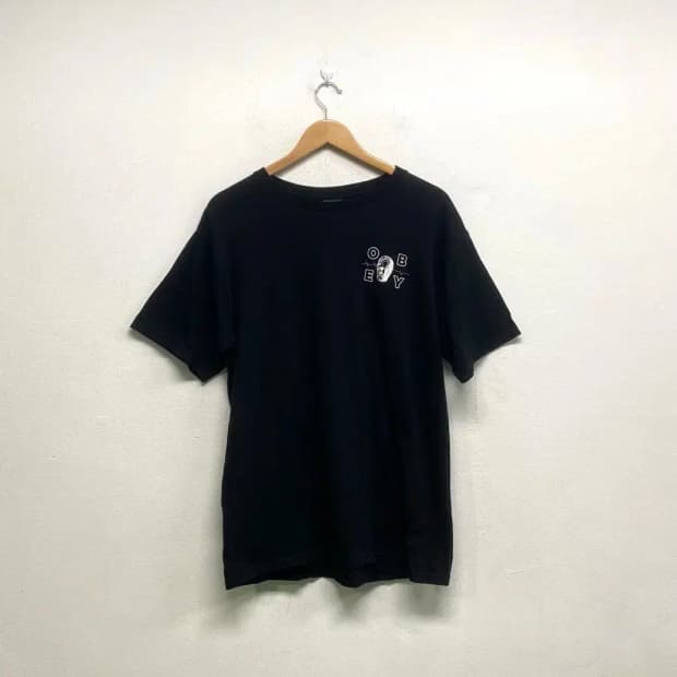 오베이 OBEY 반팔티 블랙 L