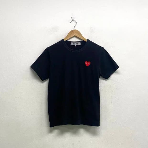 꼼데가르송 플레이 블랙 티셔츠 S-M