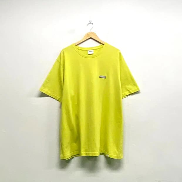 노메뉴얼 NEON GREEN  T-SHIRT - XL