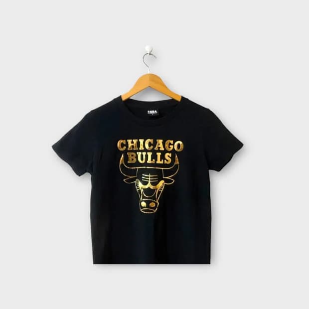 NBA Chicago Bulls 골드 그래픽 티셔츠 S