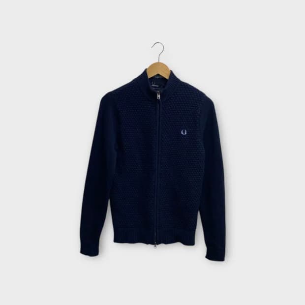 프레드페리 엠보 집업 가디건S