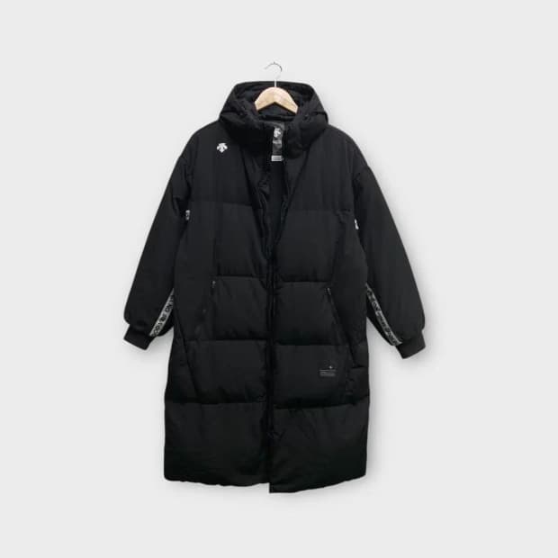 데상트 올블랙 덕다운 롱패딩 95