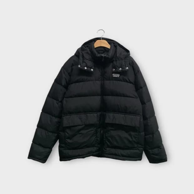 아디다스 블랙 다운 패딩 L