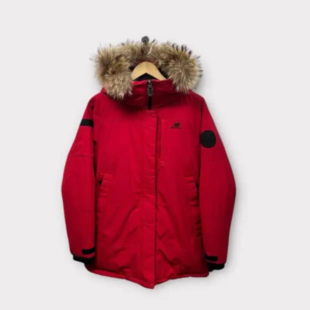 뉴발란스 덕다운 라쿤털 패딩 90