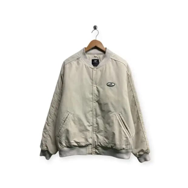 뉴발란스 NB 아이보리 바시티 패딩 L