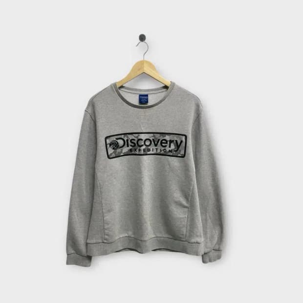 디스커버리 로고 그레이 맨투맨 XL 105