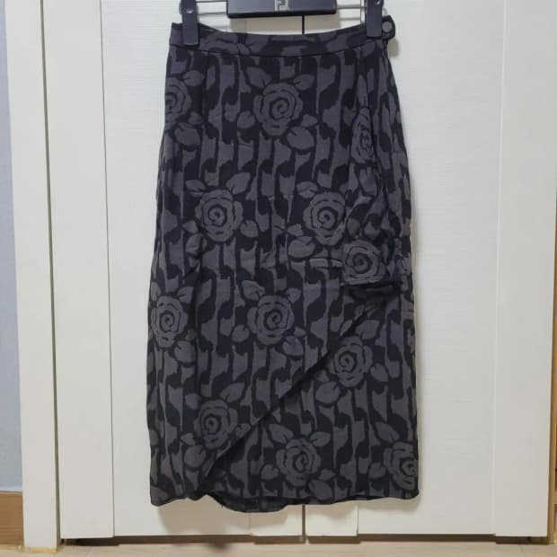 막스마라 미디스커트 치마