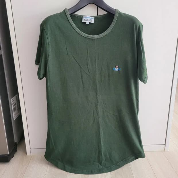 비비안웨스트우드 반팔티셔츠