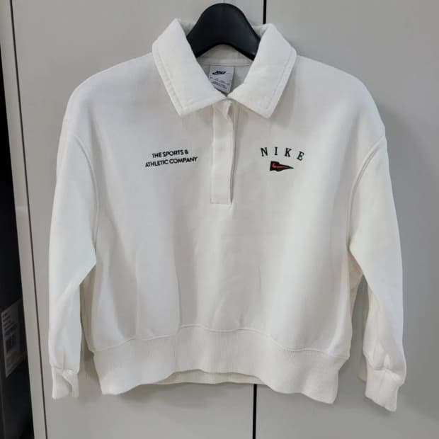 나이키 숏 카라티셔츠