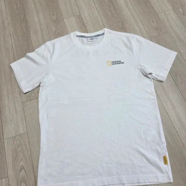 내셔널지오그래픽 반팔티셔츠