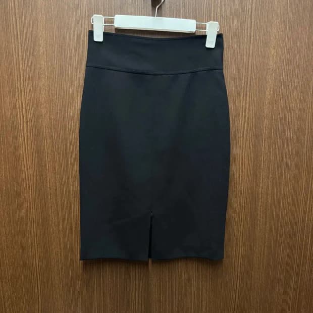 모조에스핀 미디스커트