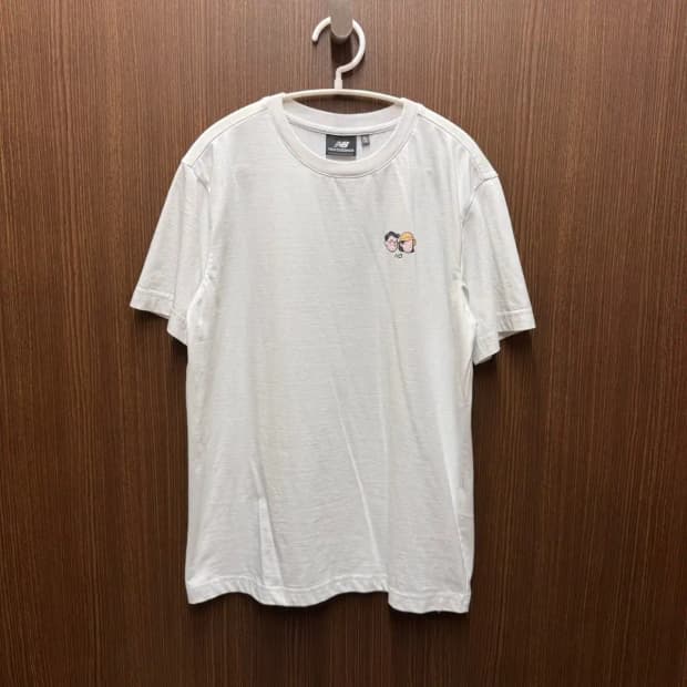 뉴발란스 반팔티셔츠