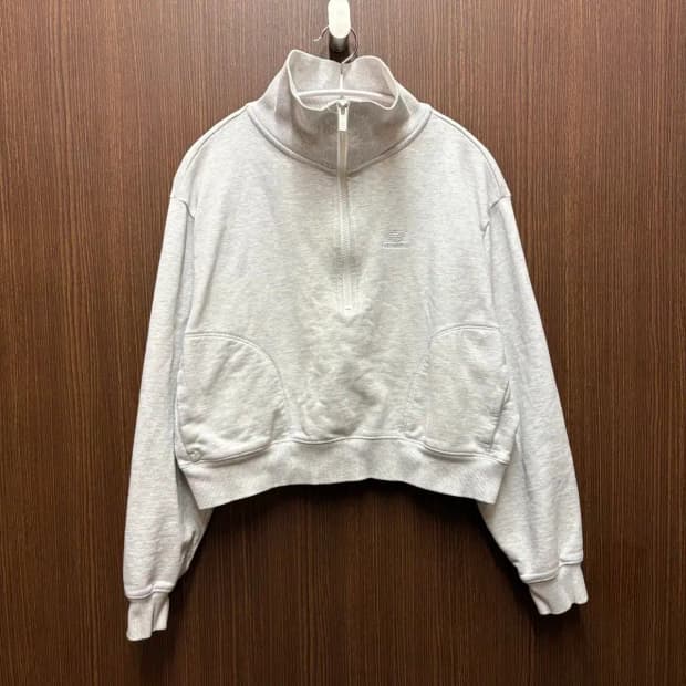 뉴발란스 숏 반집업 맨투맨