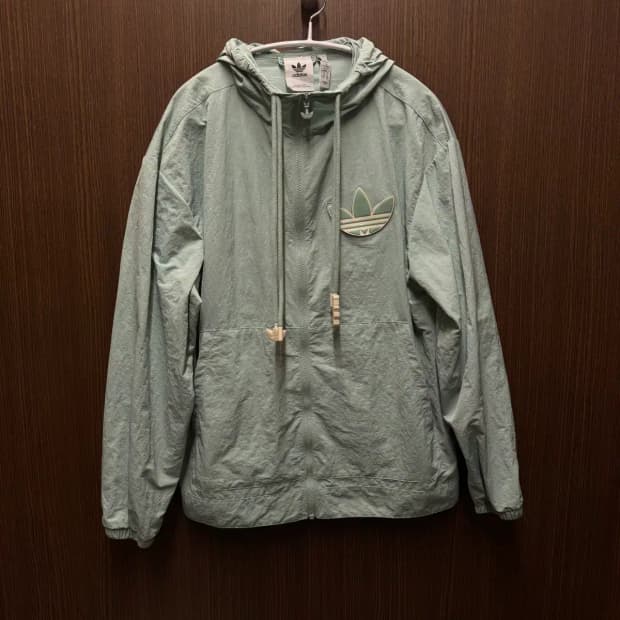 아디다스 바람막이 빅로고 점퍼