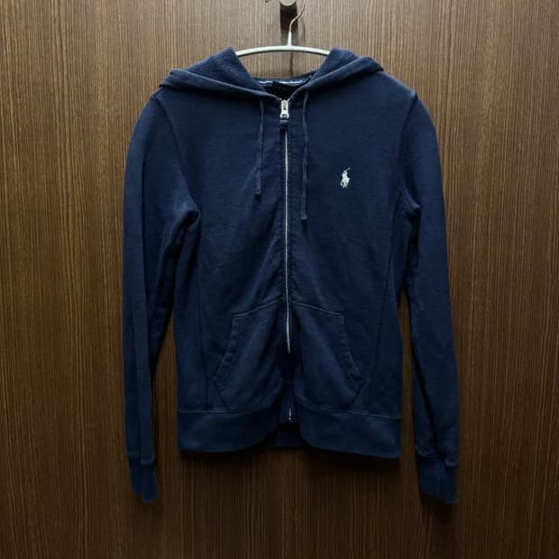 폴로 후드집업