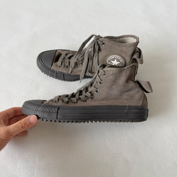 [260]컨버스(CONVERSE) 스웨이드 샤크솔