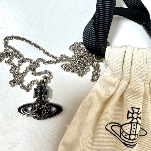 비비안웨스트우드 목걸이