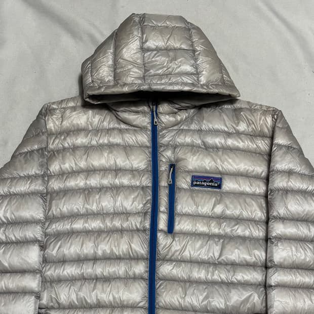 L 파타고니아 울트라라이트 다운 패딩