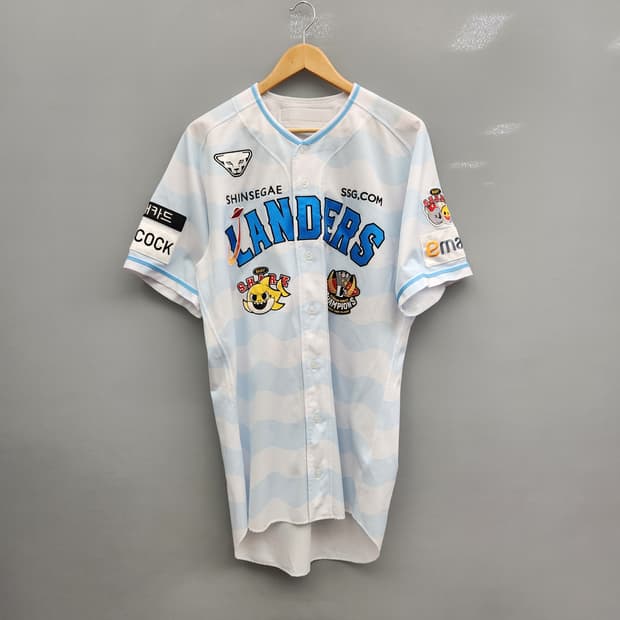 SSG 랜더스 아기상어 에디션 유니폼