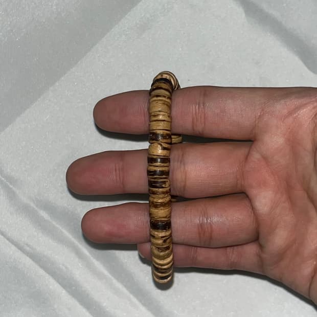 모카 우드 라운드팔찌