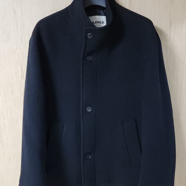 (착샷) 인사일런스 지블링 하프 코트 피코트