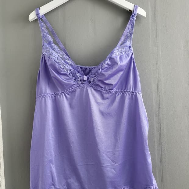 빈티지 라벤더 슬립 