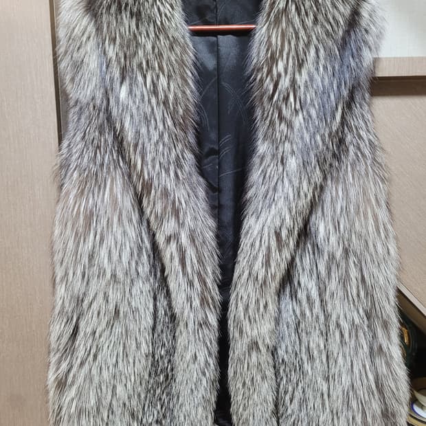 사가폭스 로얄등급 실버폭스 베스트 조끼