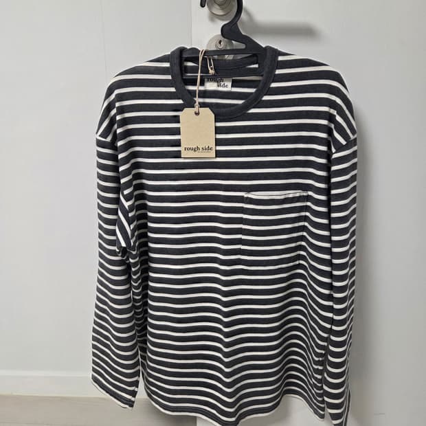 러프사이드 스트라이프 롱슬리브 1사이즈