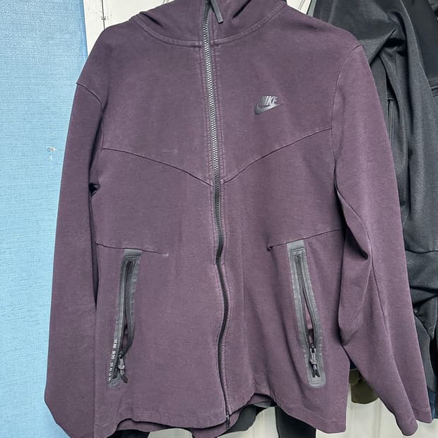나이키 테크팩 퍼플
