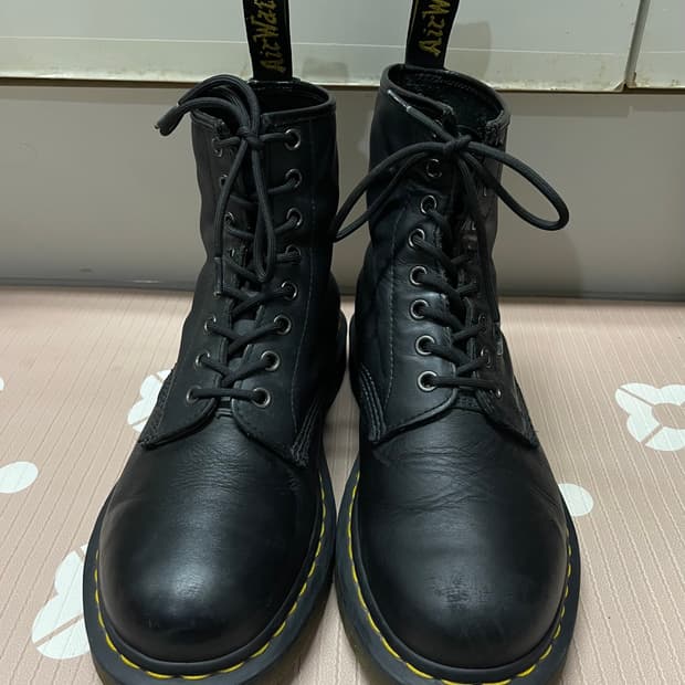 닥터마틴 정품 1460 나파 블랙 UK8