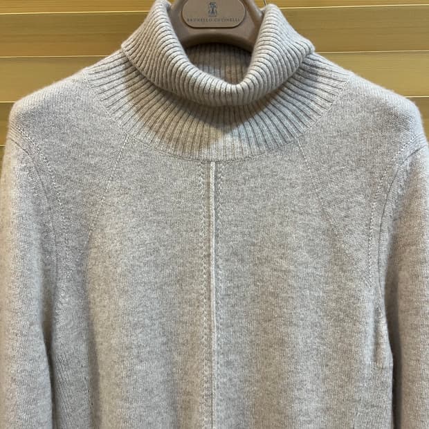 손정완 여성 오트밀베이지 캐시미어100니트 터틀넥니트 