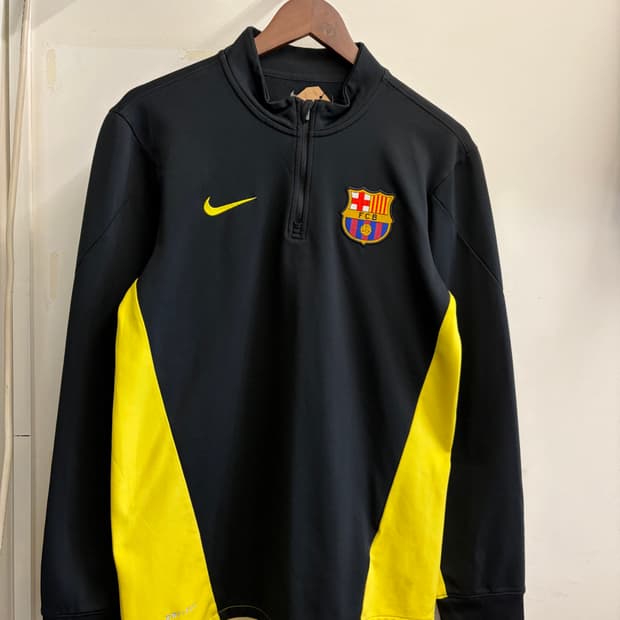 N49. 나이키 바르셀로나 반집업 트랙탑