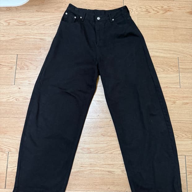 (28~30size) 와이드핏 블랙 데님팬츠