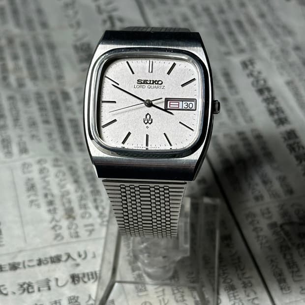 SEIKO lord quartz square