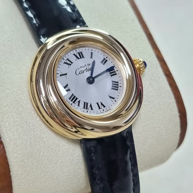 까르띠에 머스트 트리니티 선레이 실버다이얼 디버클 여성시계 99년
