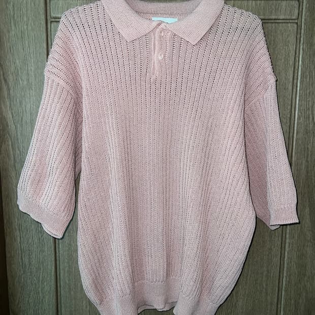 핑크색 니트 반팔